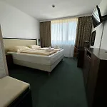 Horsky Jelenovska S Bazenem V Cene 3* Valašské Klobouky