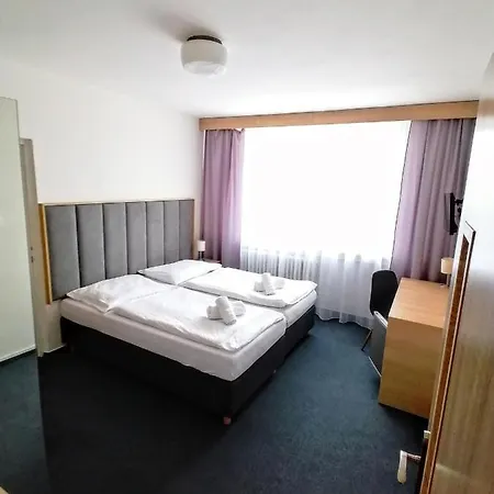 Horský Jelenovská 3*