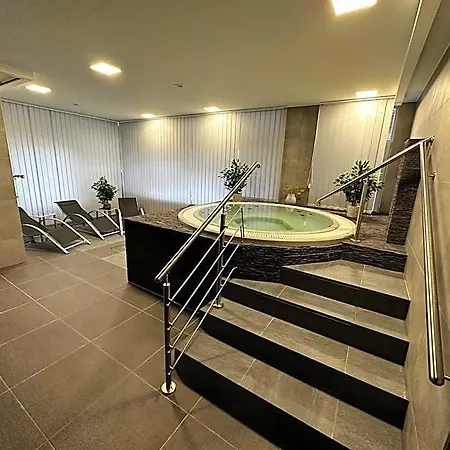 Hotel Horský Jelenovská S Bazénem V Ceně Valašské Klobouky