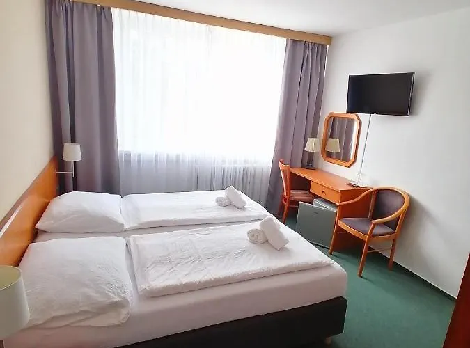 Horsky Jelenovska S Bazenem V Cene Hotel Valašské Klobouky