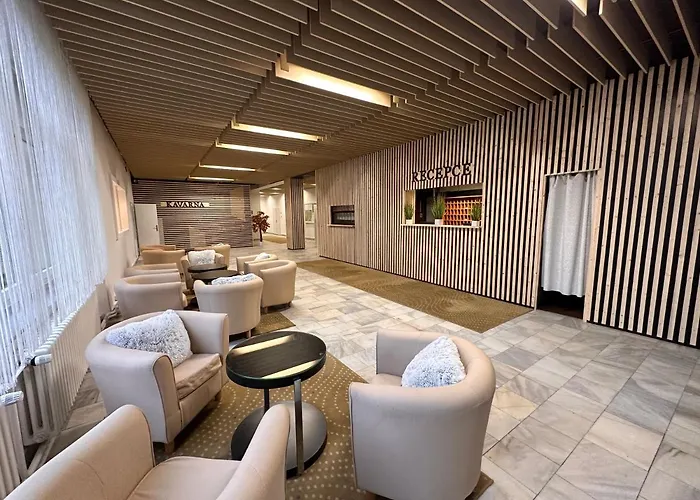 Horsky Jelenovska S Bazenem V Cene Hotel