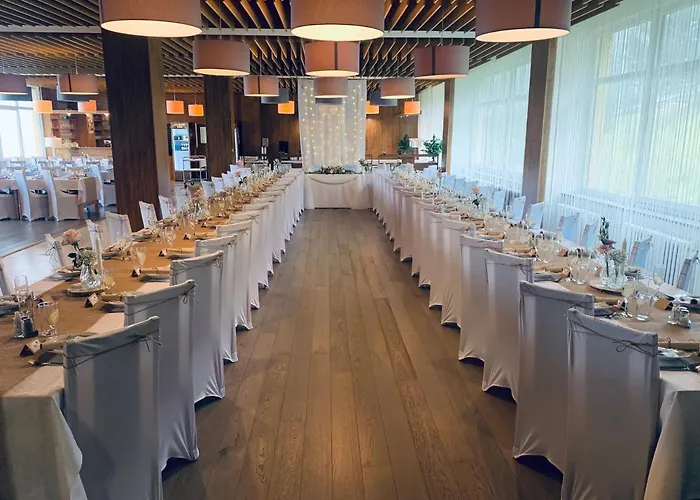 Horsky Jelenovska S Bazenem V Cene Hotel Valašské Klobouky