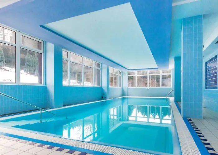 Hotel Horsky Jelenovska S Bazenem V Cene